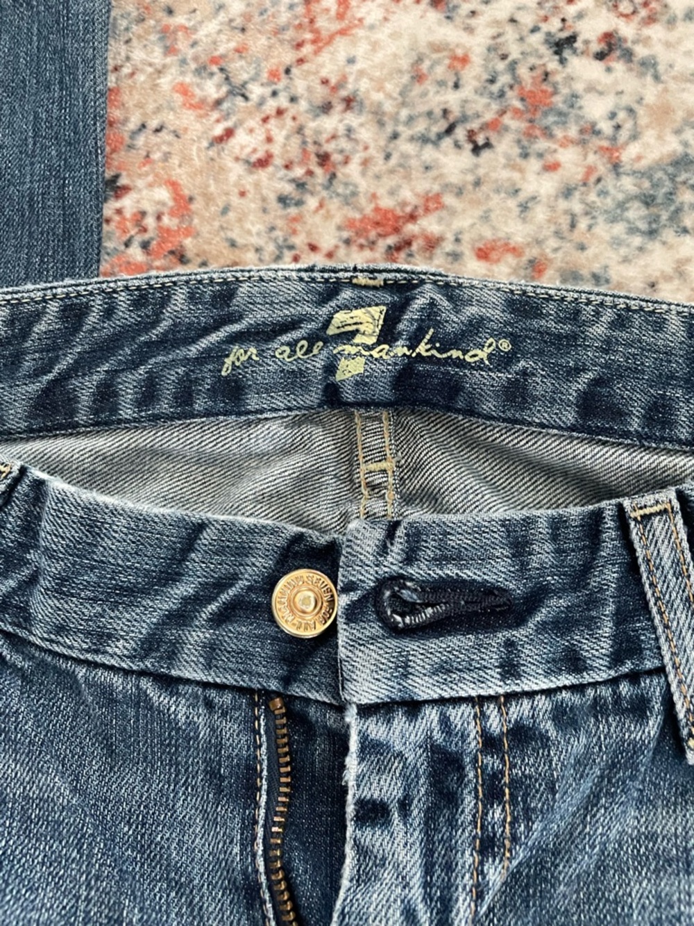 7 For All Mankind Women's Boot Cut Jeans - Light Blue Denim size 28 x 31 - Picture 6 of 8